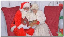 Santa & Mrs Christmas EVE Up to 30 Minute flex time visit