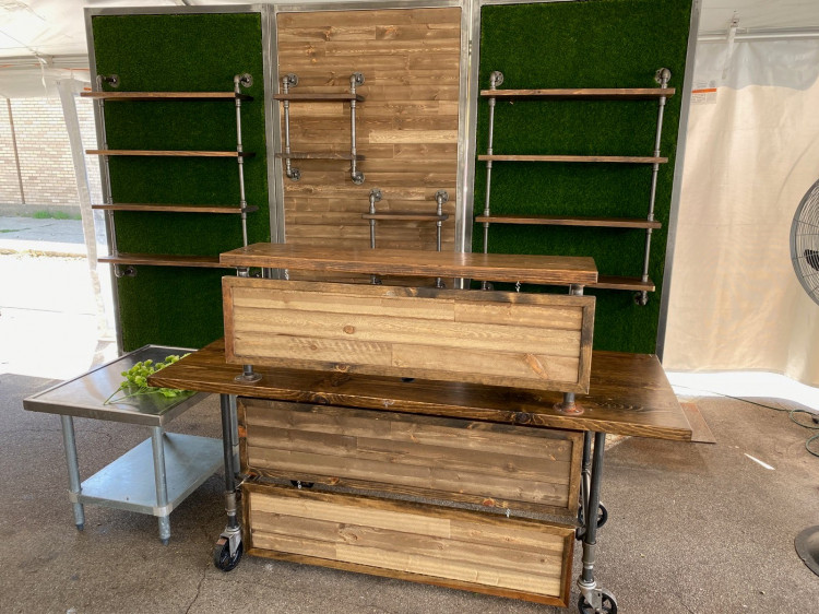 Bars & Bar Backs